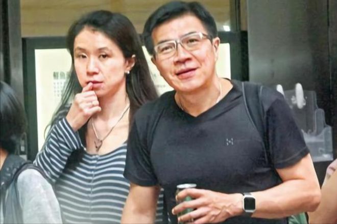 香港教授将2个瑜伽球放入车内毒死妻子和女儿法院：终身监禁(图6)