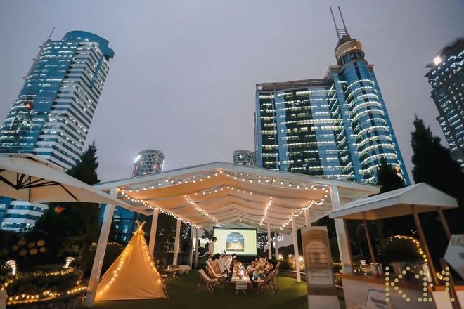 半岛·综合体育K11在都市森林里造了个露营地来一场野奢风Glamping(图2)